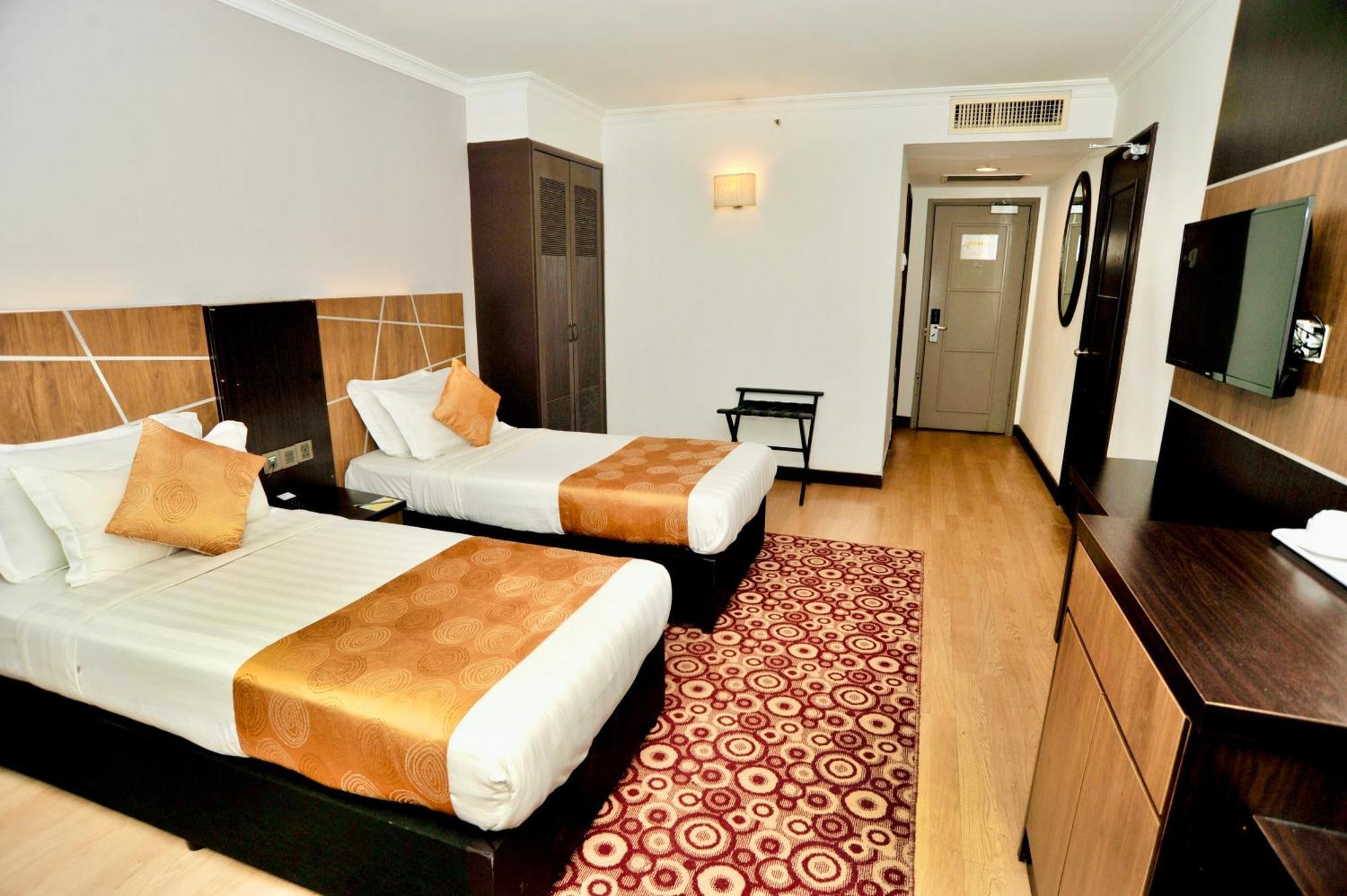 Regalpark 3*